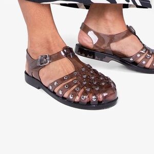 Intentionally Blank ELLERY STUDDED JELLY FISHERMAN SANDAL Size 7 NEW